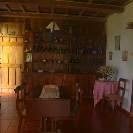 Casa Lapinhas بيت للعطل اجوا